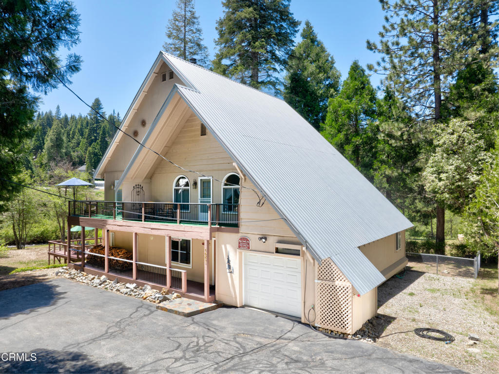 1221 Highway 41, Fish Camp, CA 93623