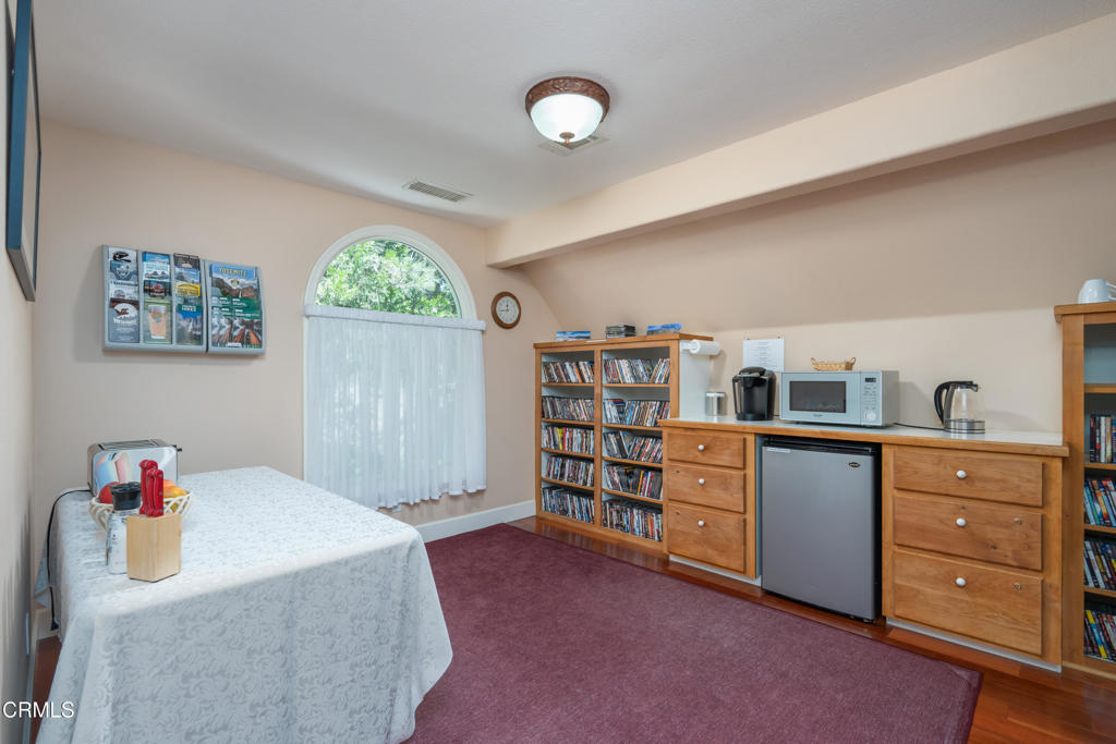 1221 Highway 41, Fish Camp, CA 93623