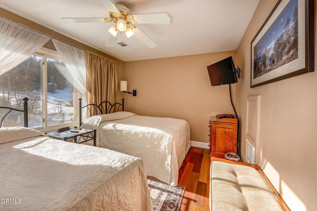 1221 Highway 41, Fish Camp, CA 93623