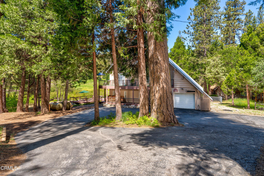 1221 Highway 41, Fish Camp, CA 93623