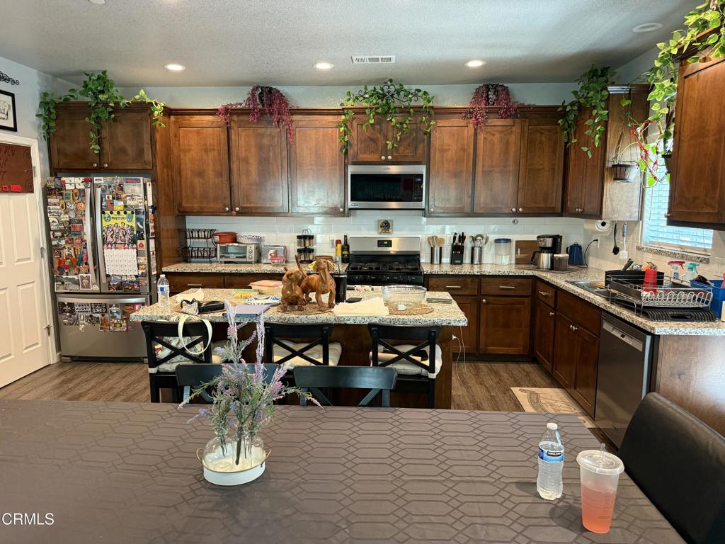 594 Granada Ct, Merced, CA 95341