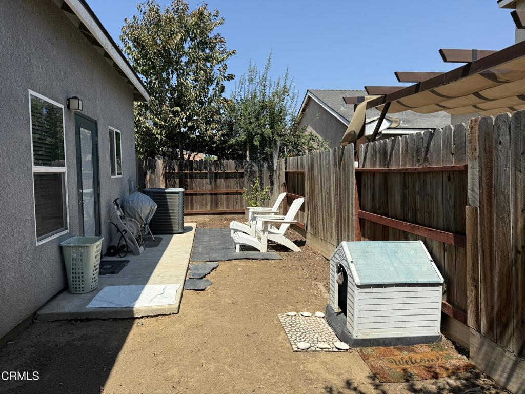 594 Granada Ct, Merced, CA 95341