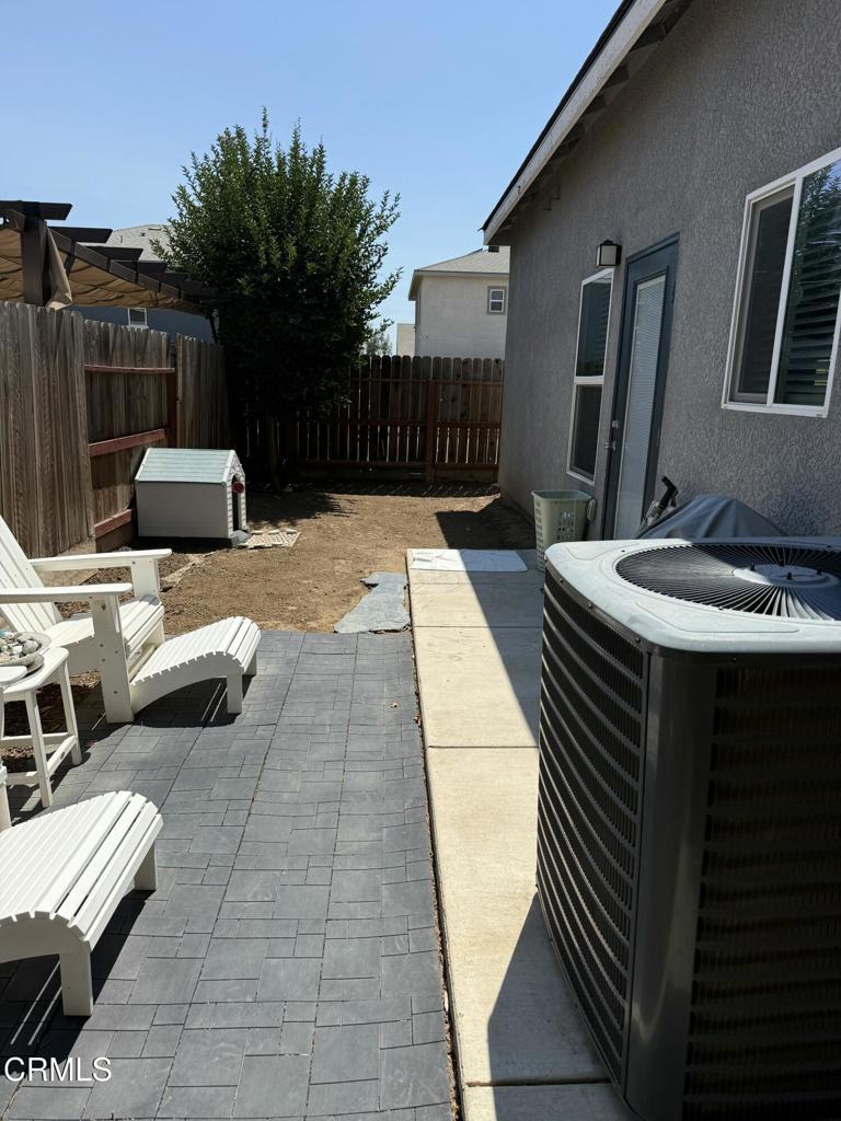 594 Granada Ct, Merced, CA 95341