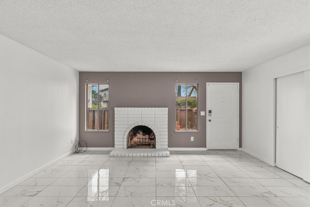 304 Los Verdes Ct, Modesto, CA 95354