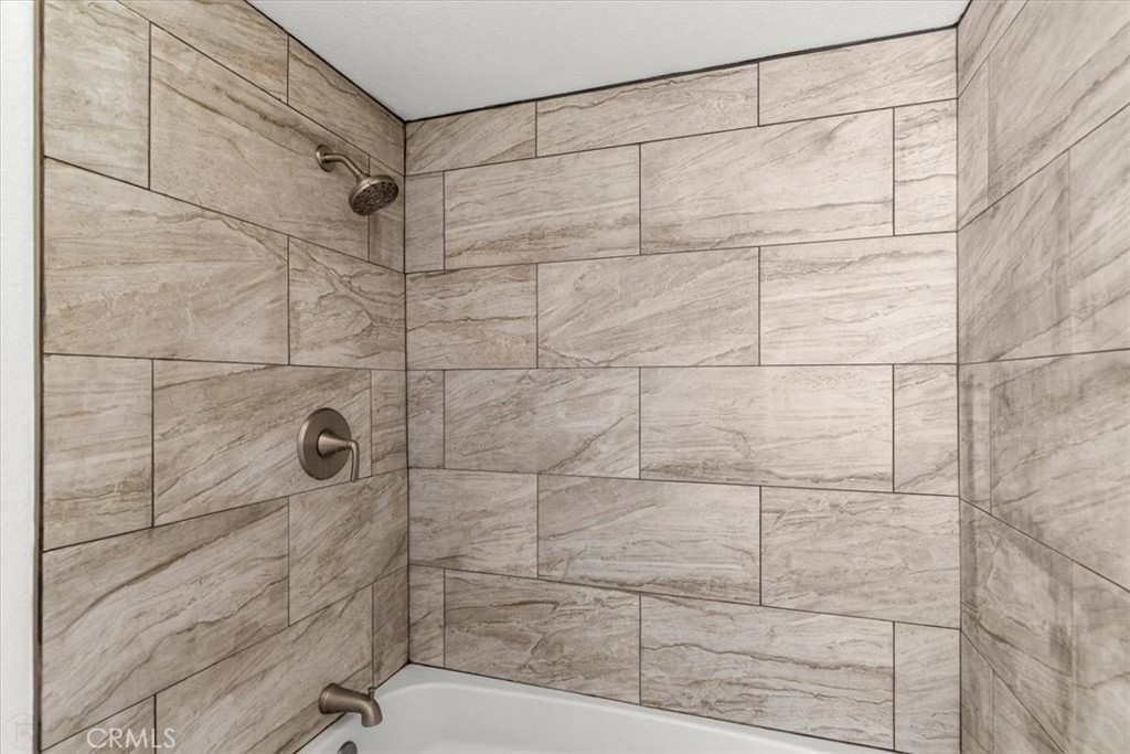 304 Los Verdes Ct, Modesto, CA 95354