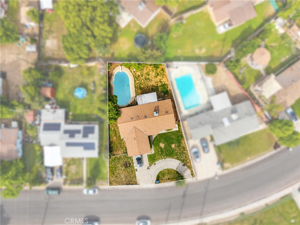 2615 N Quail Dr, Visalia, CA 93291