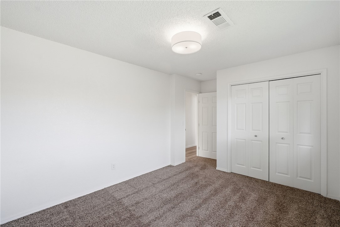931 Orangewood Ct, Lemoore, CA 93245