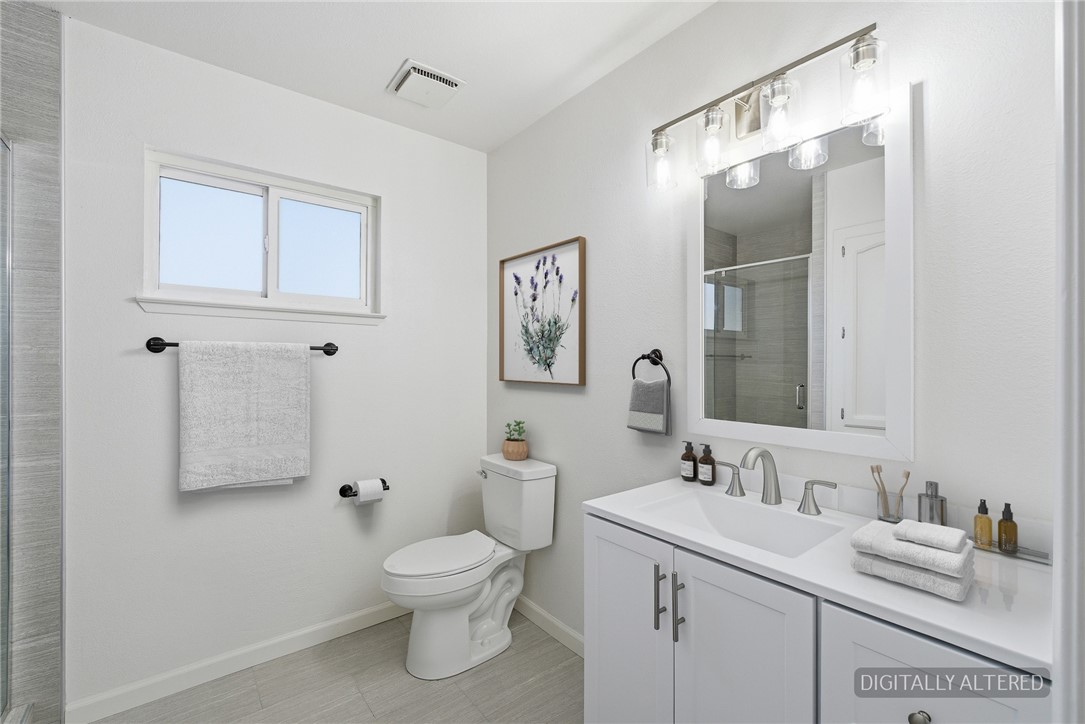 931 Orangewood Ct, Lemoore, CA 93245