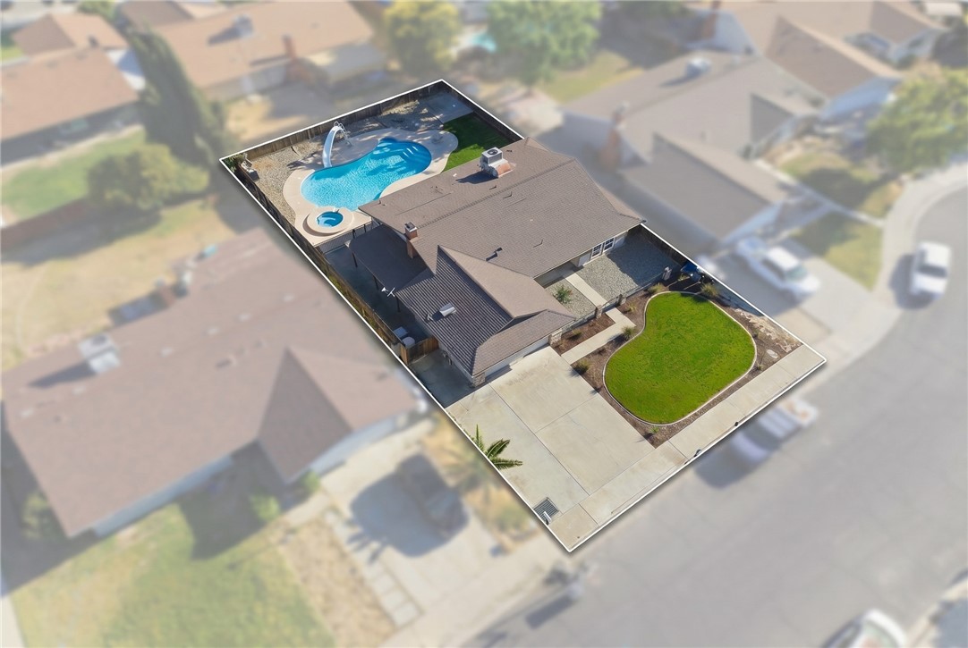 931 Orangewood Ct, Lemoore, CA 93245