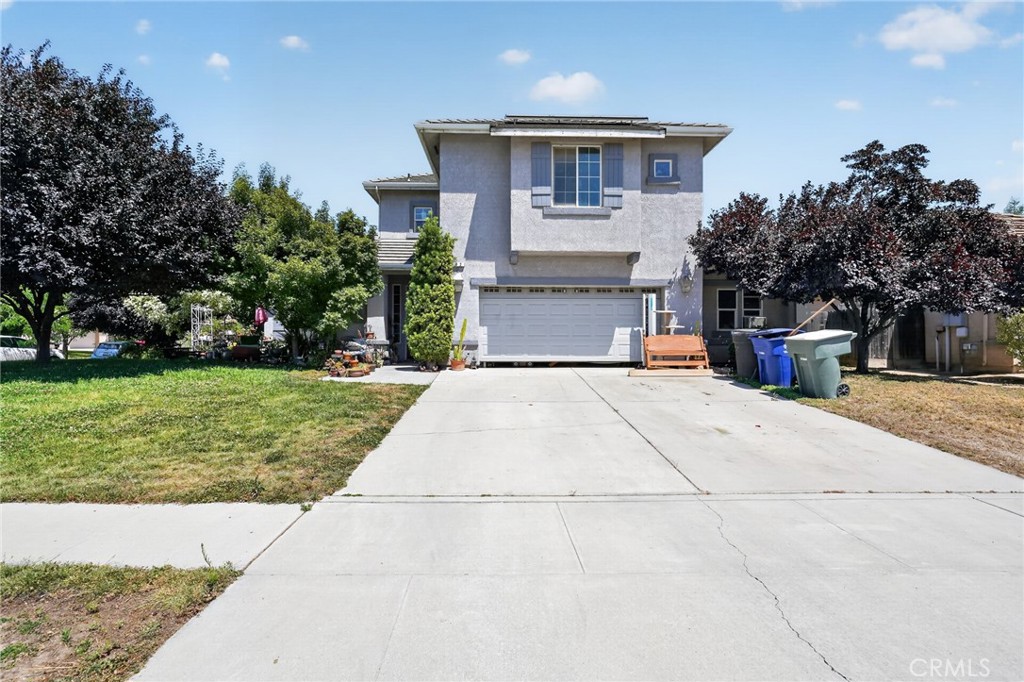 82 N Wathen, Sanger, CA 93657