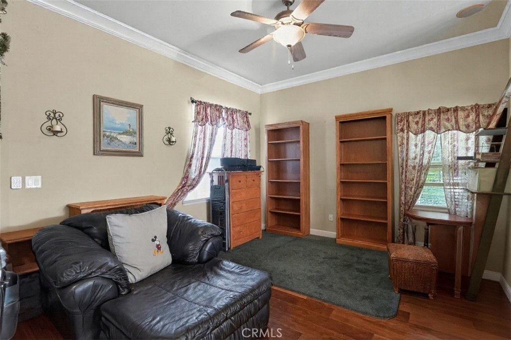 82 N Wathen, Sanger, CA 93657