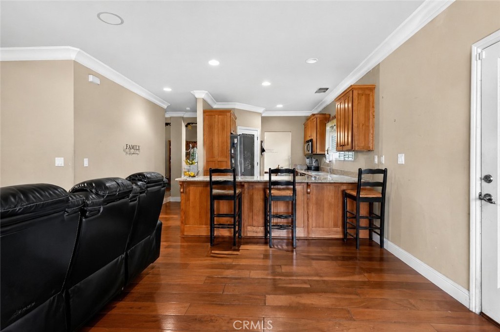 82 N Wathen, Sanger, CA 93657