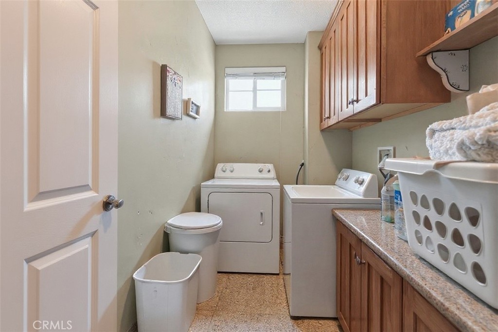 82 N Wathen, Sanger, CA 93657