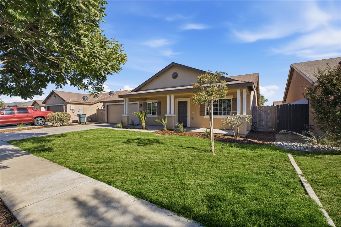 1799 Capistrano, Tulare, CA 93274