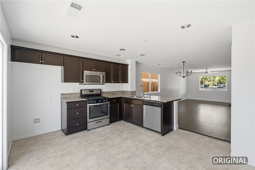 1799 Capistrano, Tulare, CA 93274