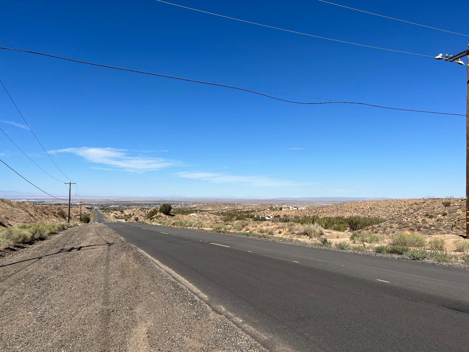 3048 Vic 47Th Ste Mt, Palmdale, CA 93550