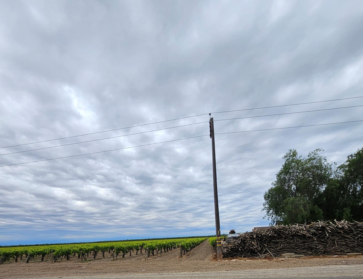 7517 Highway 145, Madera, CA 93637