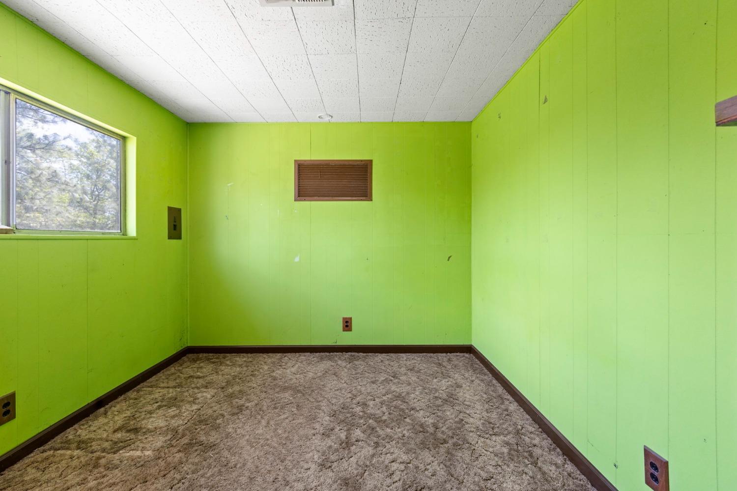 10379 Mcmahon Rd, Coulterville, CA 95311