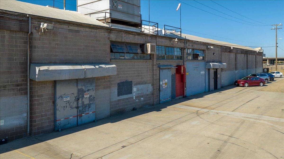 944 S Topeka, Fresno, CA 93721