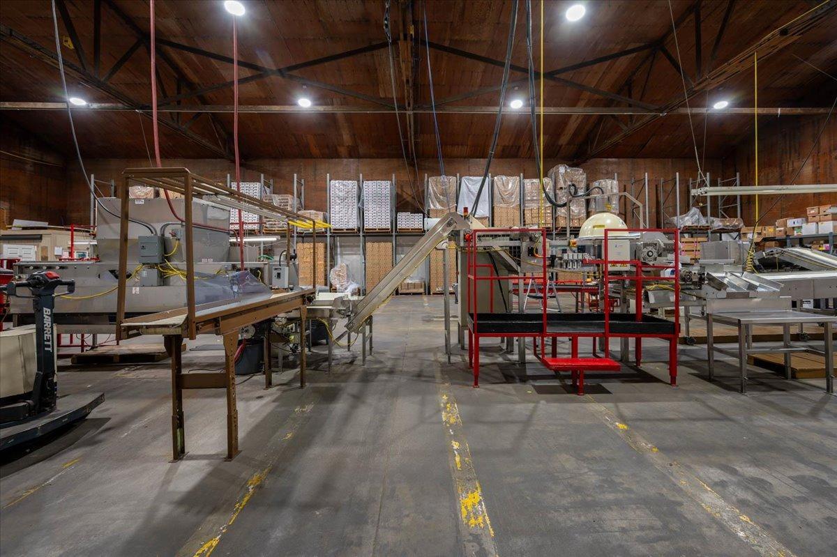 944 S Topeka, Fresno, CA 93721