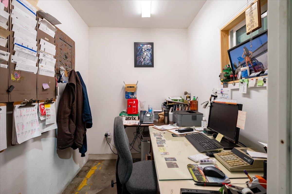 944 S Topeka, Fresno, CA 93721