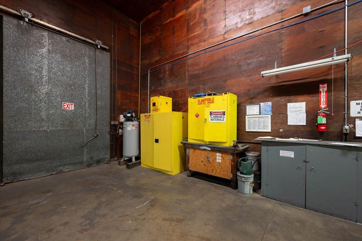 944 S Topeka, Fresno, CA 93721