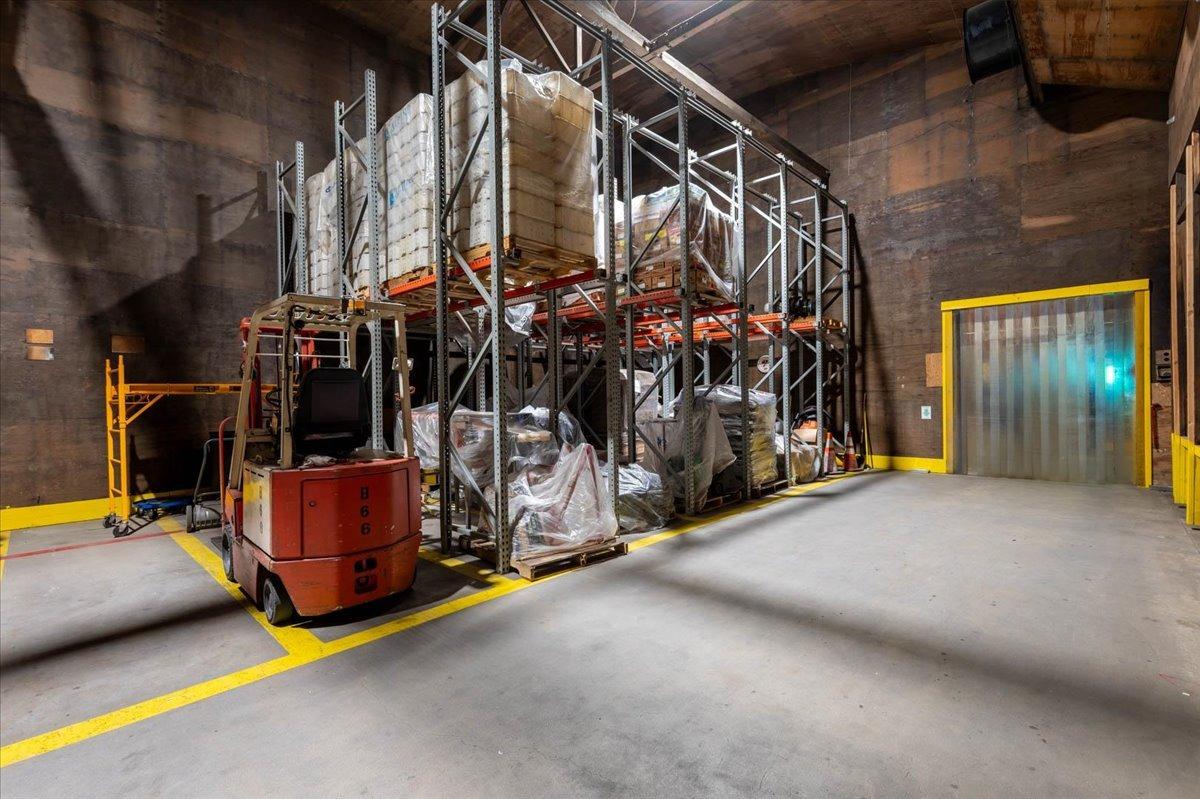 944 S Topeka, Fresno, CA 93721