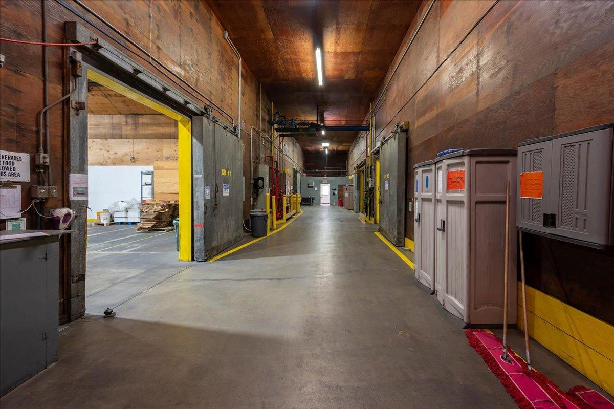 944 S Topeka, Fresno, CA 93721