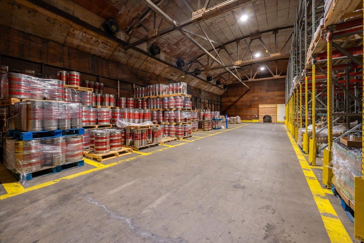 944 S Topeka, Fresno, CA 93721