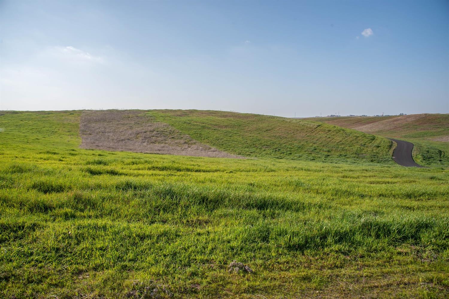 12919 Friant Rd, Clovis, CA 93611