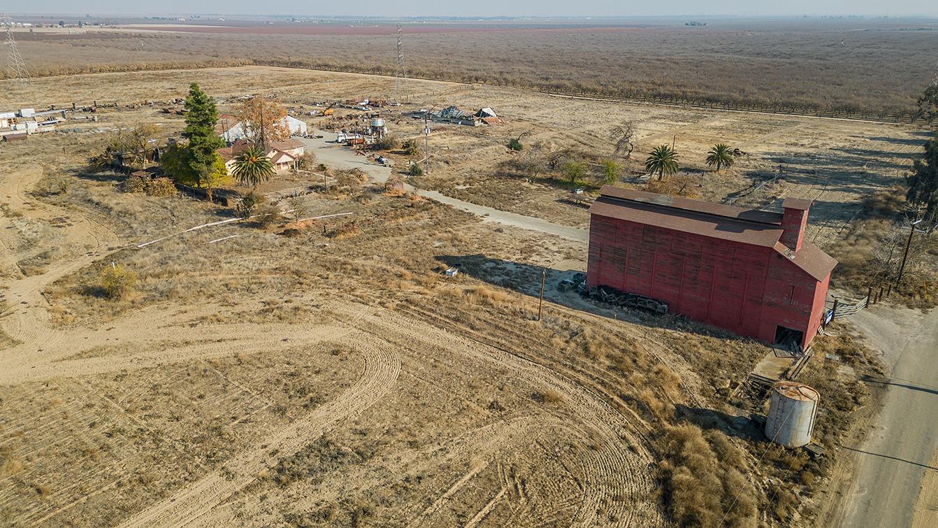 32015 Avenue 10, Madera, CA 93636