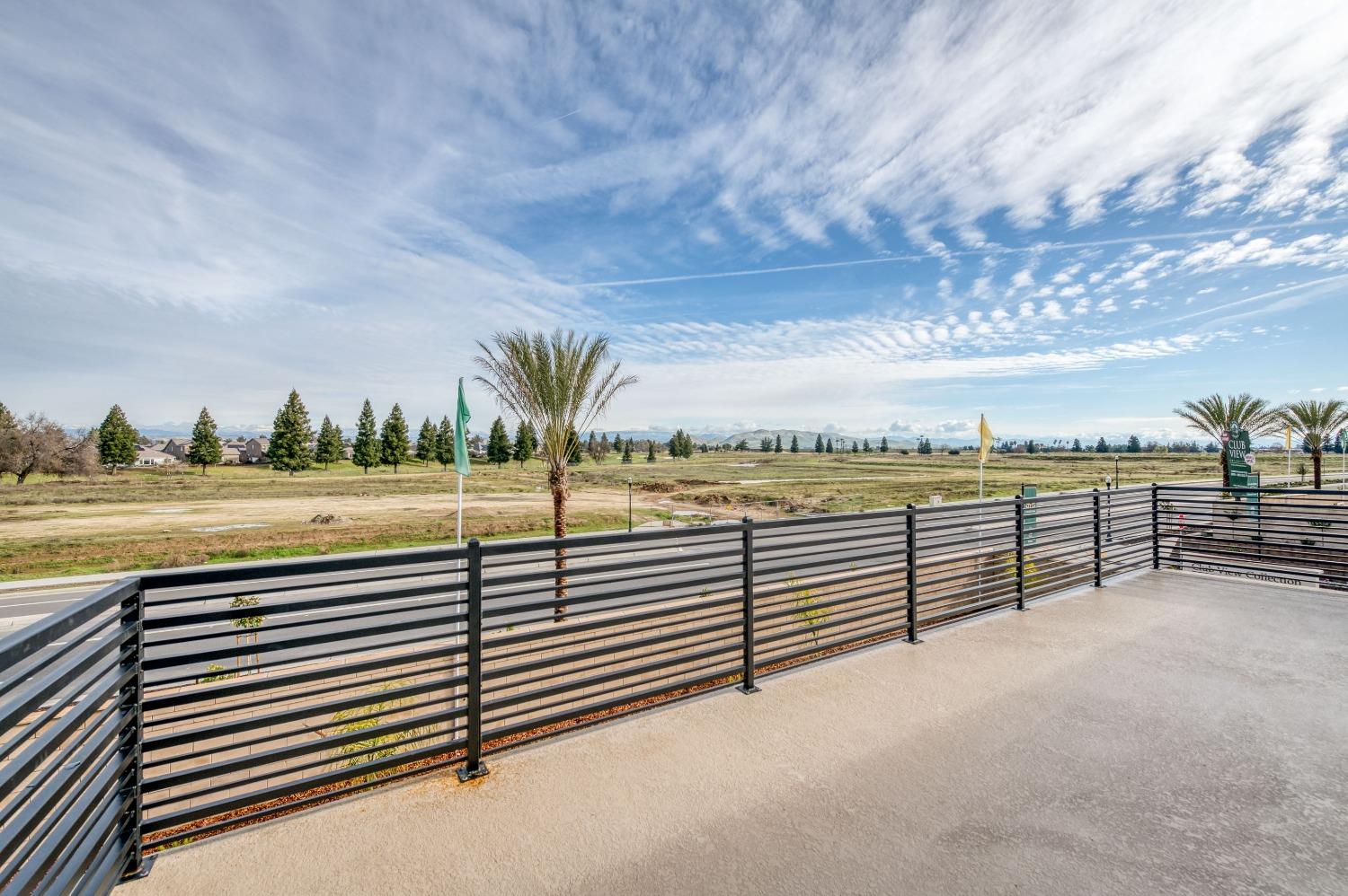 2266 E Bogie Way, Fresno, CA 93730