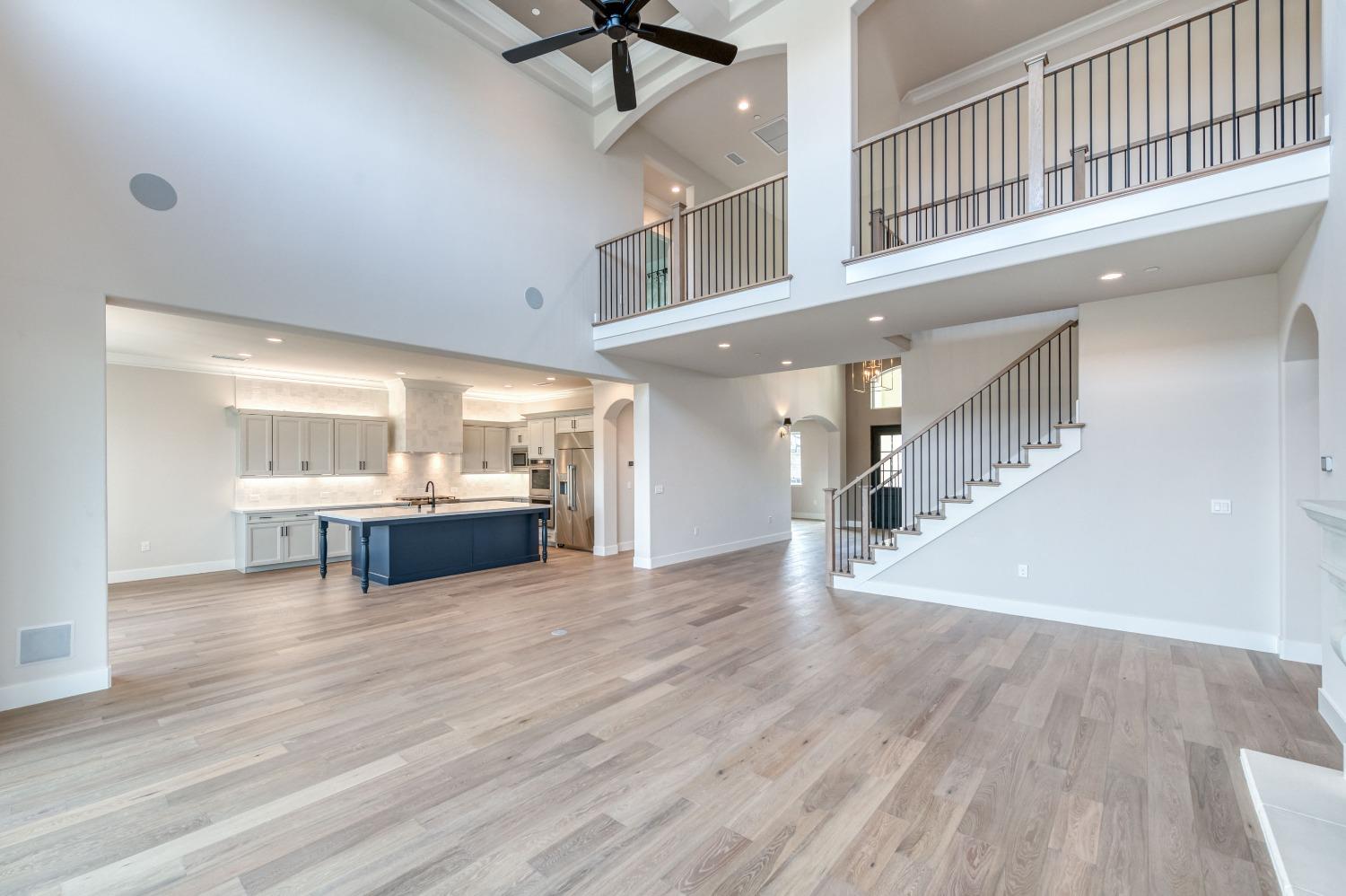 2266 E Bogie Way, Fresno, CA 93730