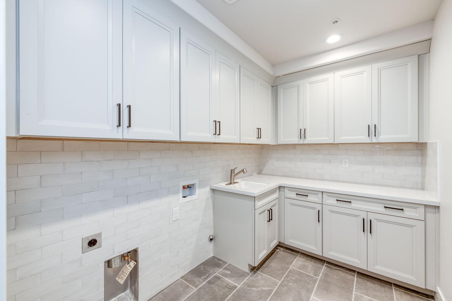 2266 E Bogie Way, Fresno, CA 93730
