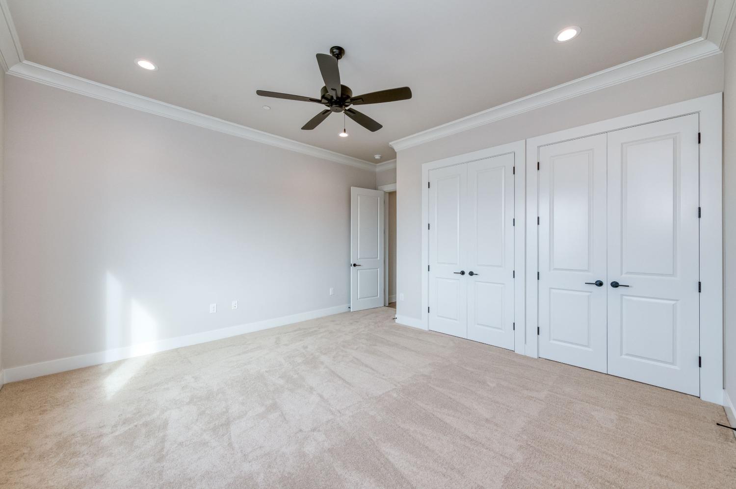 2266 E Bogie Way, Fresno, CA 93730