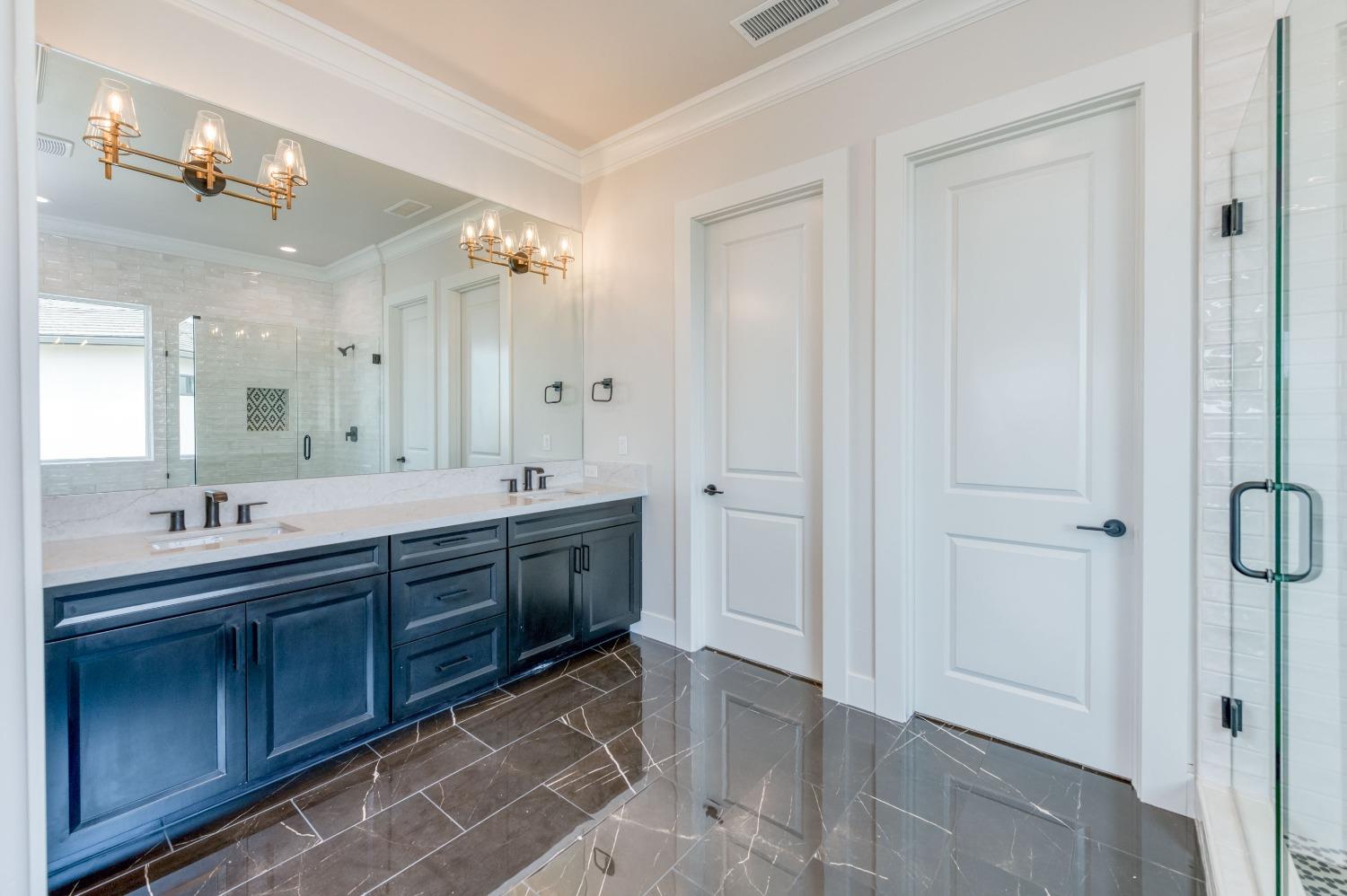 2266 E Bogie Way, Fresno, CA 93730