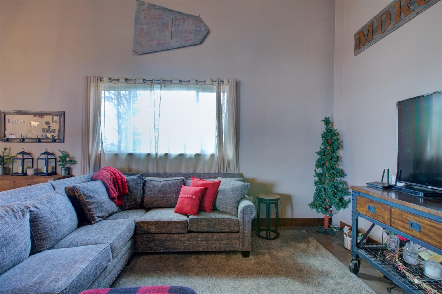 2350 Old Highway, Catheys Valley, CA 95306