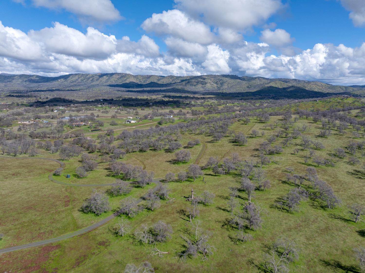 2350 Old Highway, Catheys Valley, CA 95306