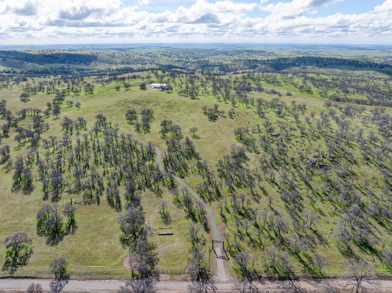 2350 Old Highway, Catheys Valley, CA 95306