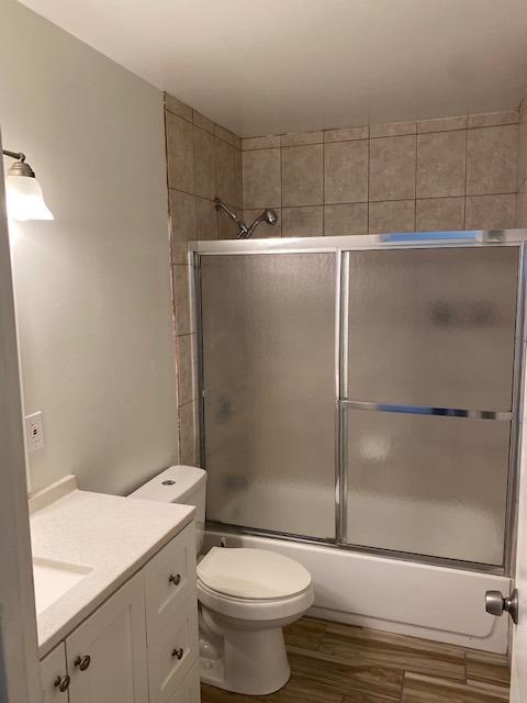 125 S Granada Dr #52, Madera, CA 93637