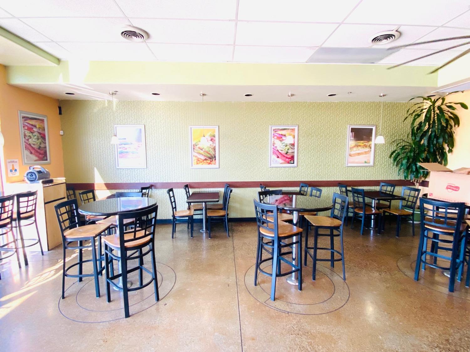 2041 E Shields Ave, Fresno, CA 93726