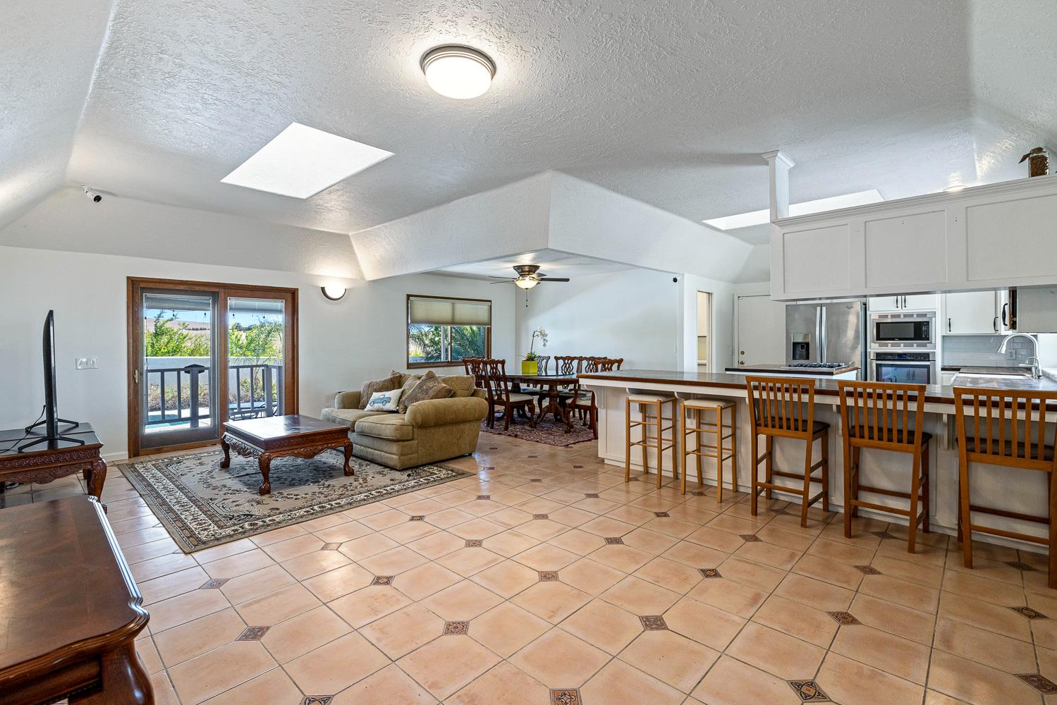 36298 Hwy 33, Coalinga, CA 93210