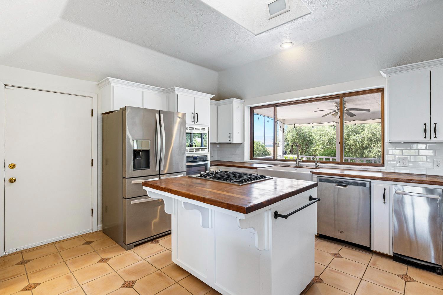 36298 Hwy 33, Coalinga, CA 93210