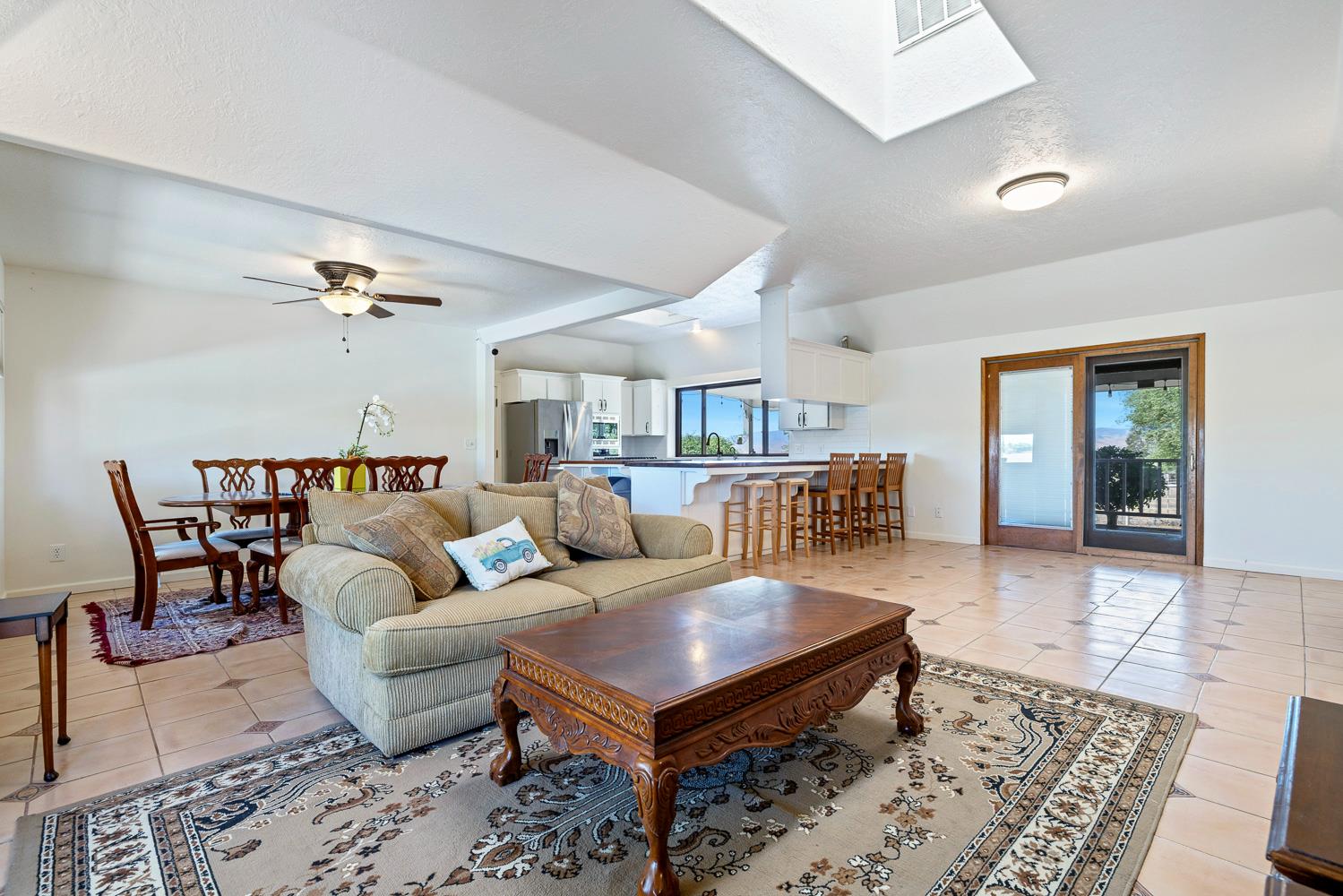 36298 Hwy 33, Coalinga, CA 93210