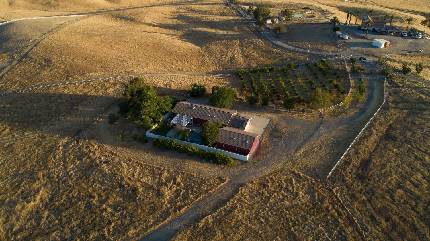 36298 Hwy 33, Coalinga, CA 93210