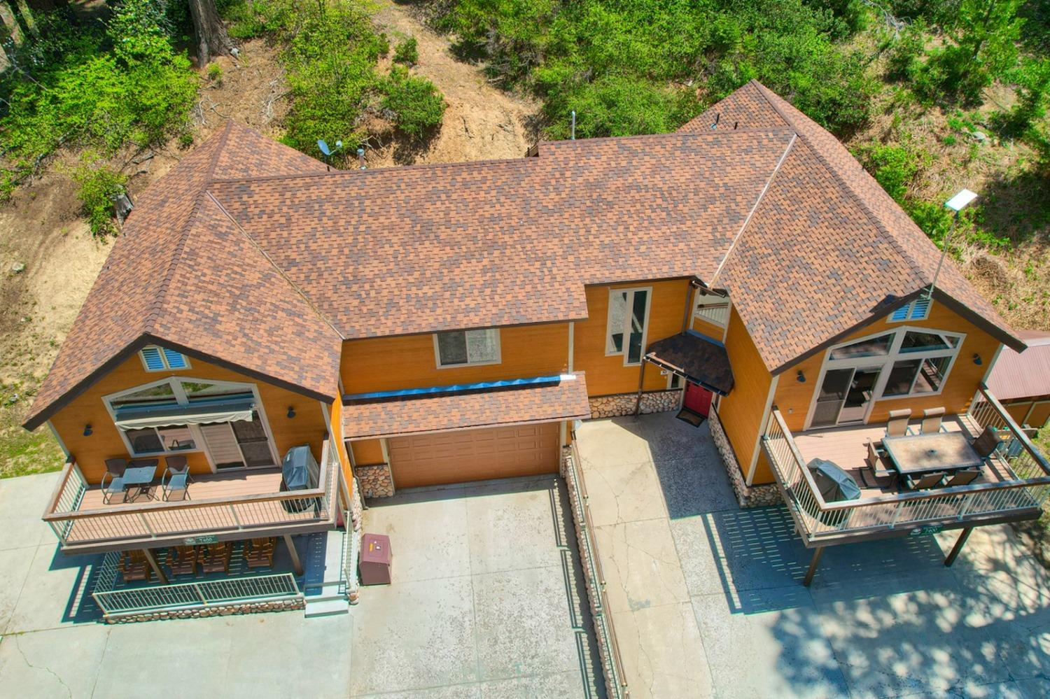 7400 Choke Cherry Ln, Yosemite, CA 95389