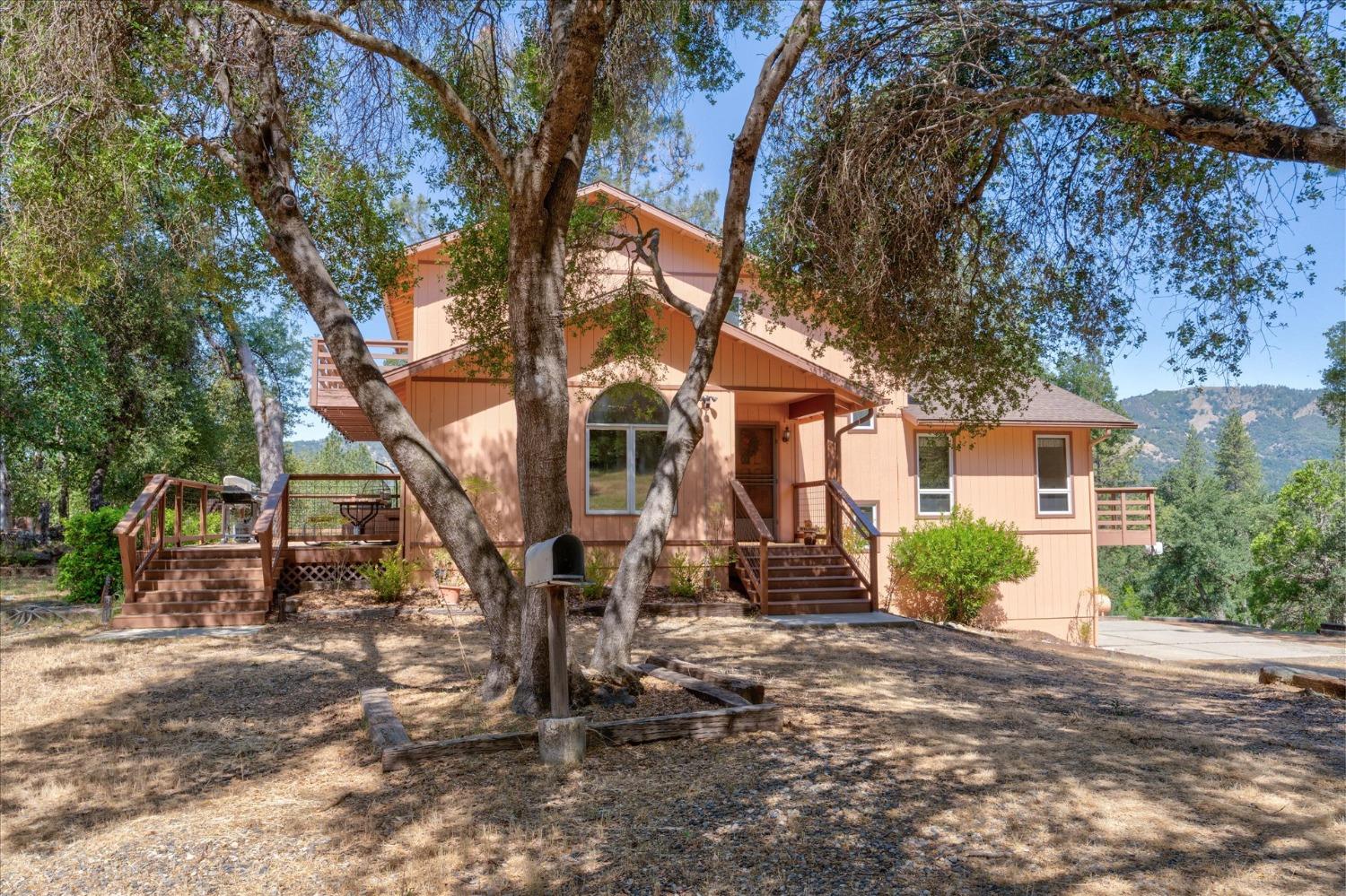 36844 Deer Path Cr, Coarsegold, CA 93614