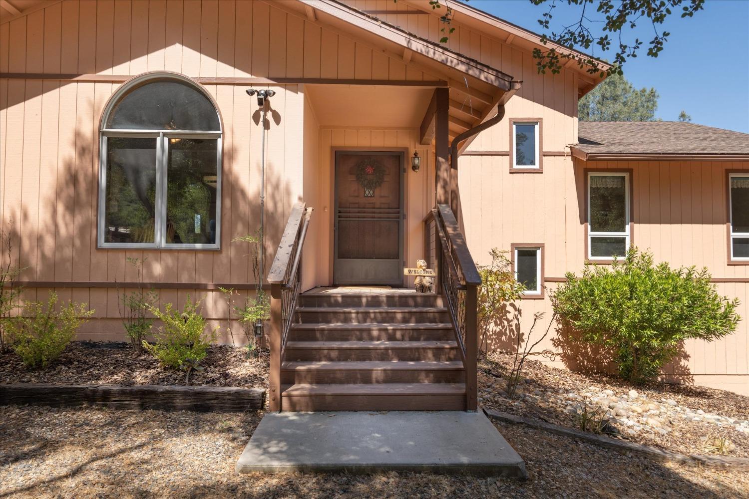 36844 Deer Path Cr, Coarsegold, CA 93614