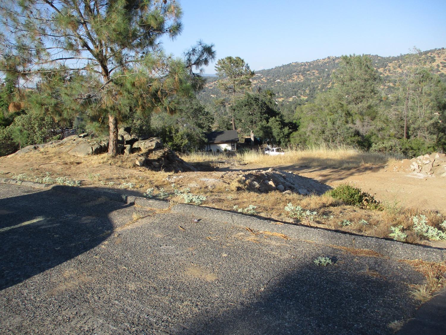 42112 Colt Way, Coarsegold, CA 93614