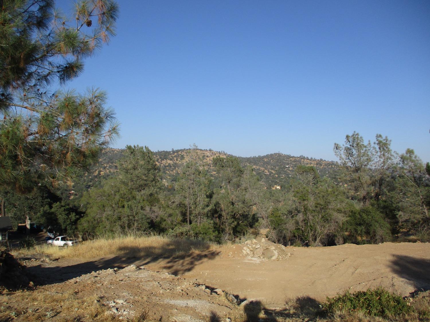 42112 Colt Way, Coarsegold, CA 93614